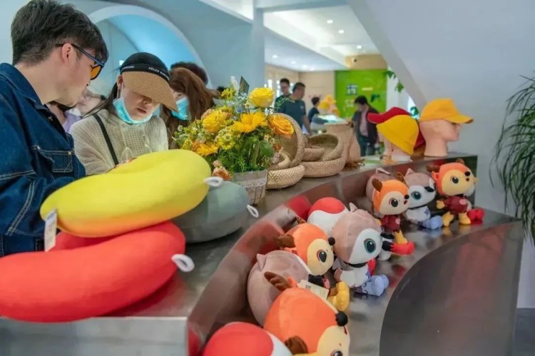 1683208496104597.jpg 旅游11.jpg